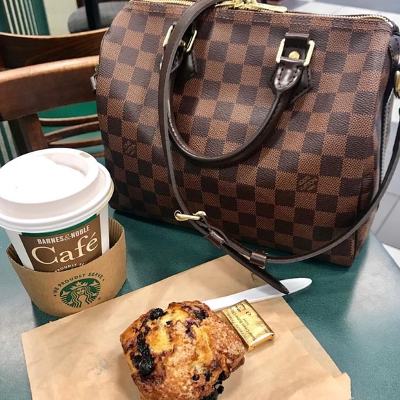 ❤️LOUIS VUITTON❤️ just sharing 😘 - Picture 2 of 4